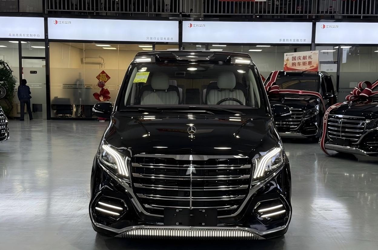 Mercedes-Benz V-Class